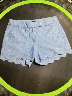 J. Crew Light Blue Scalloped Hem Chambray Shorts Size 4 NWT